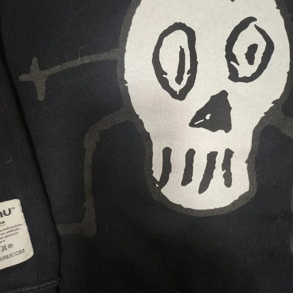 Nununu Skull Sweatshirt - Picture 3 of 10